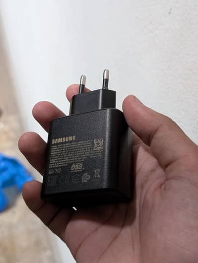 Samsung fast charger urgent sale