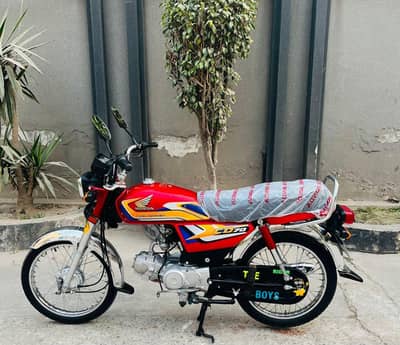 Honda CD7o 2025Model 9000KM First Owner best for 2026