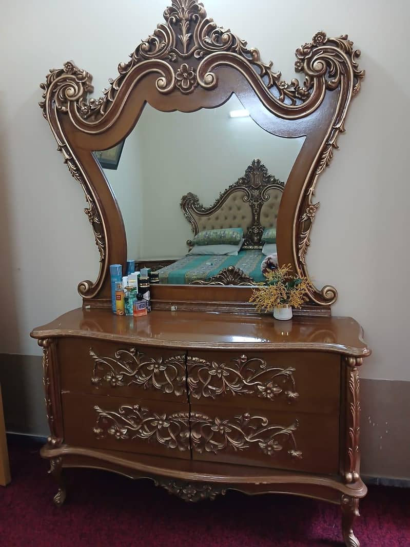 Fancy Bed Set. 1