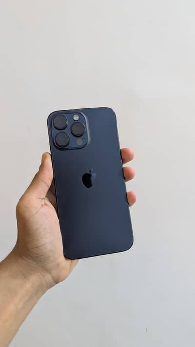 Apple iPhone 15 Pro Max with box