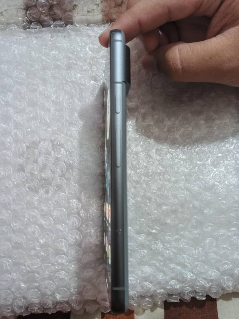 Google Pixel 8 2