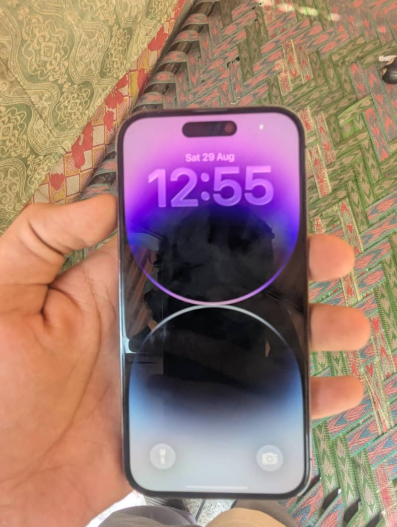 Apple iPhone 14 Pro 2