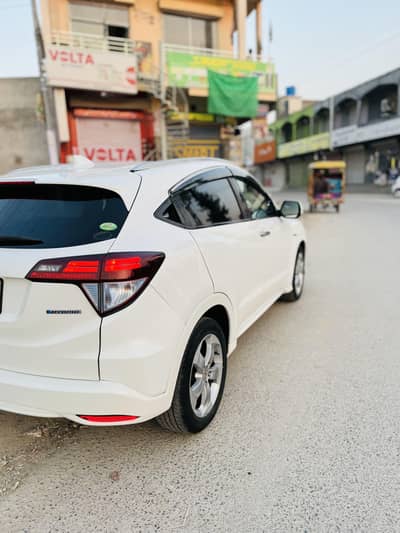 Honda Vezel 2014