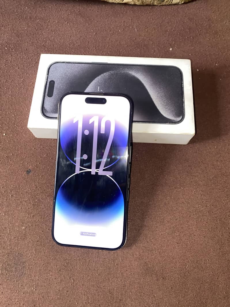 Apple iPhone 15 Pro 3