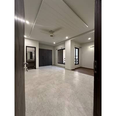 Flat Available for rent