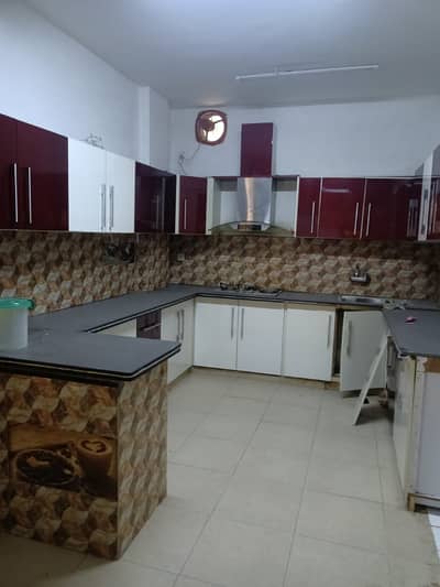 three bed dd leased apartment for sale in johar