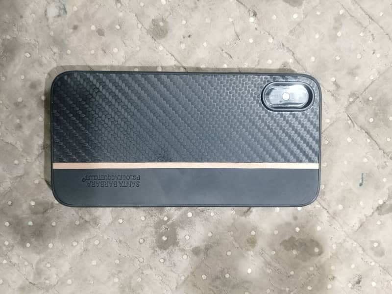 Apple iPhone XS 3