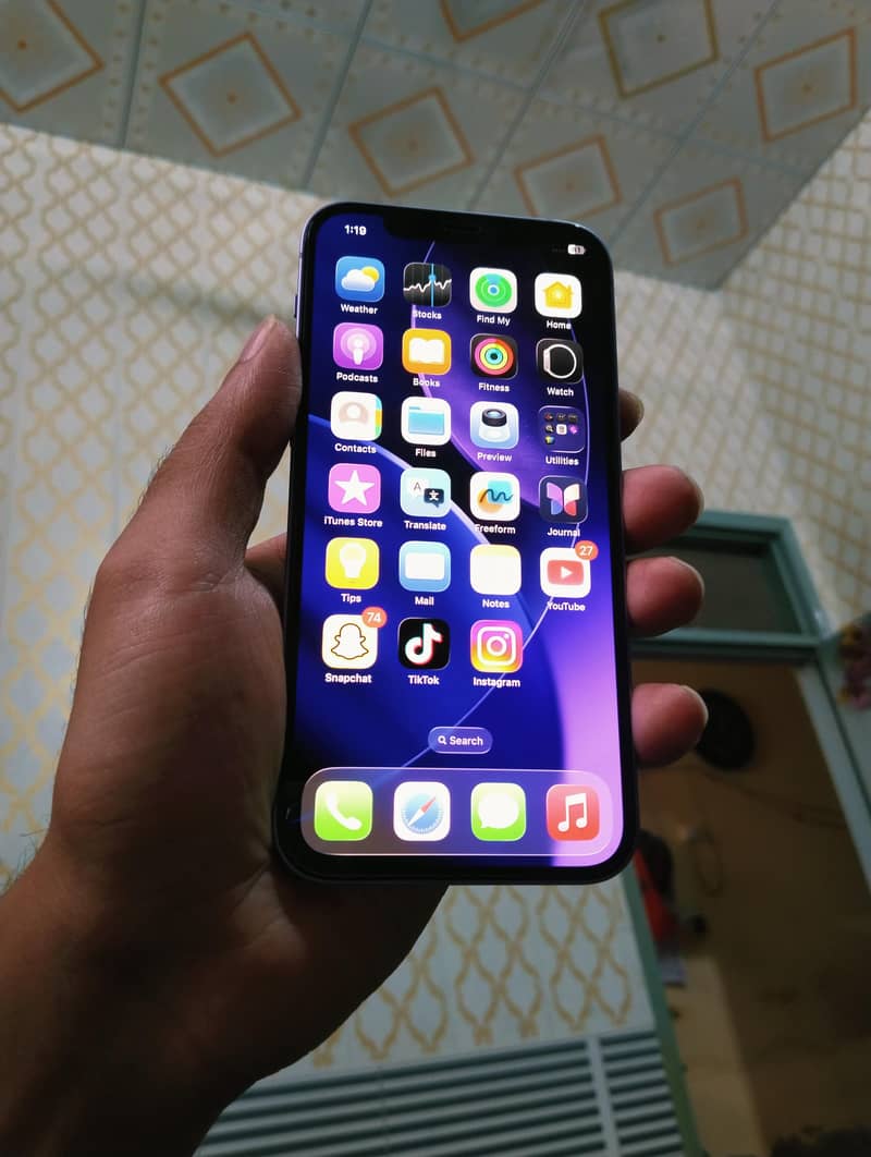 Apple iPhone 12 5