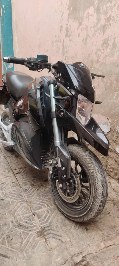 unique 125