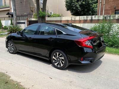 Honda Civic Oriel 2017
