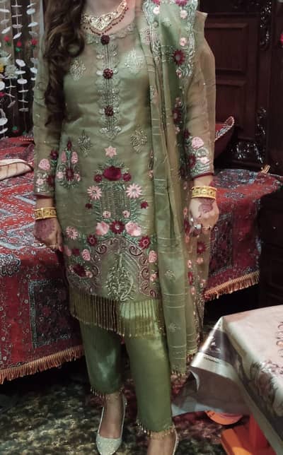 new condition dress