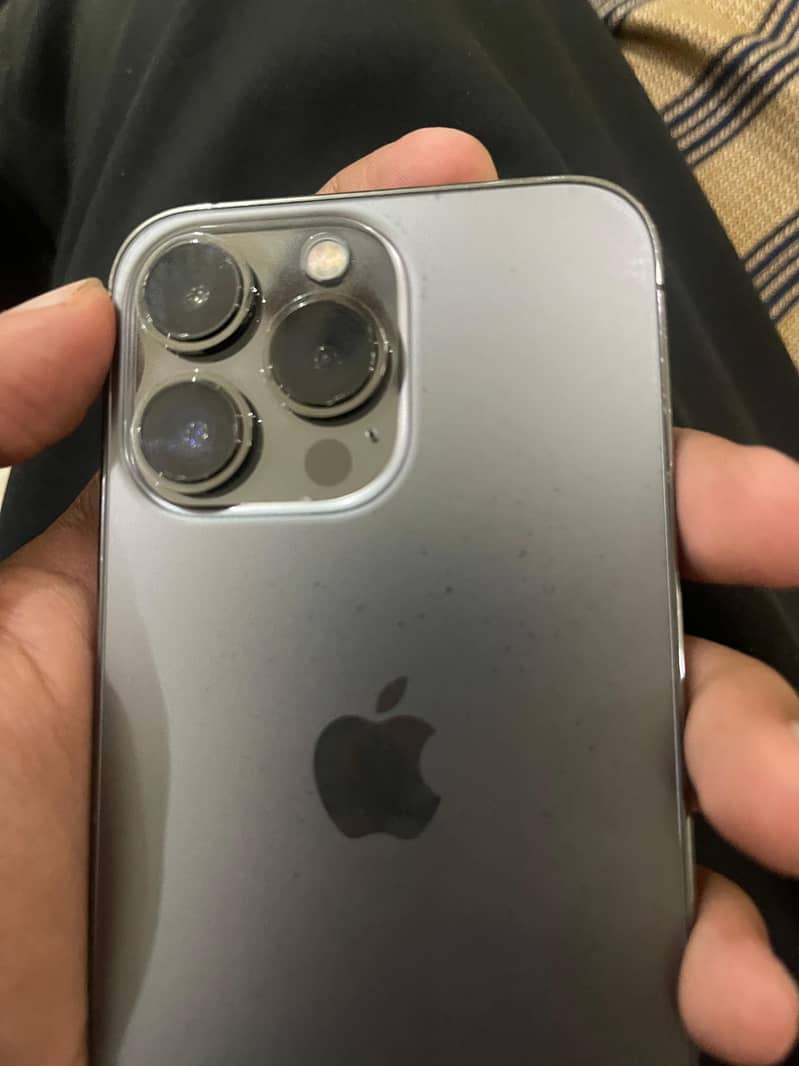 Apple iPhone 13 Pro 0