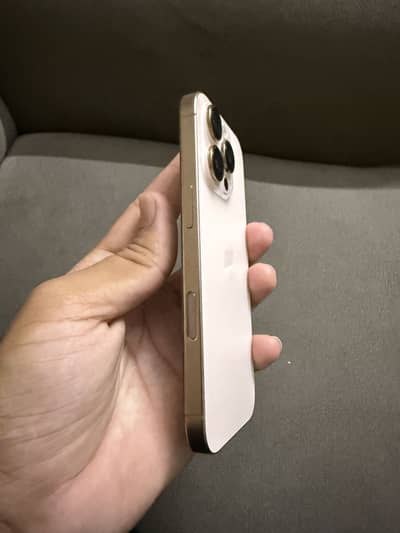 Apple iPhone 16 Pro