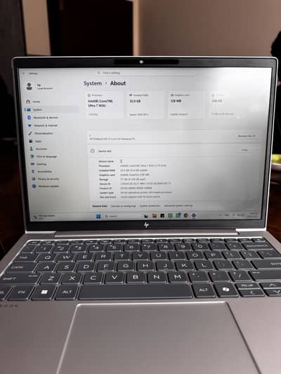 HP EliteBook 630 G11 U7 14th Generation 32GB RAM 512GB SSD 13.3"