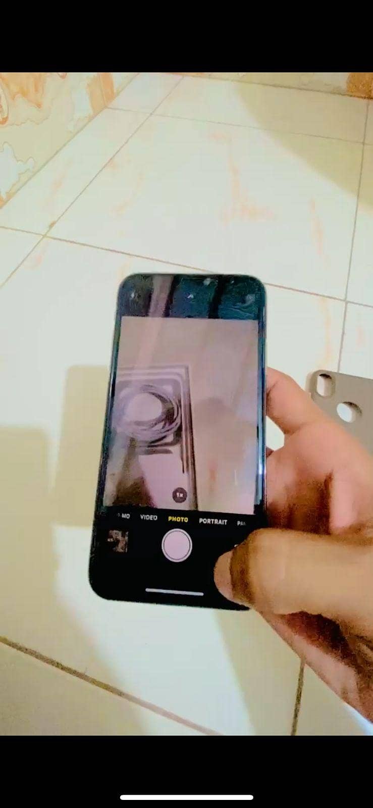 Apple iPhone XS 1