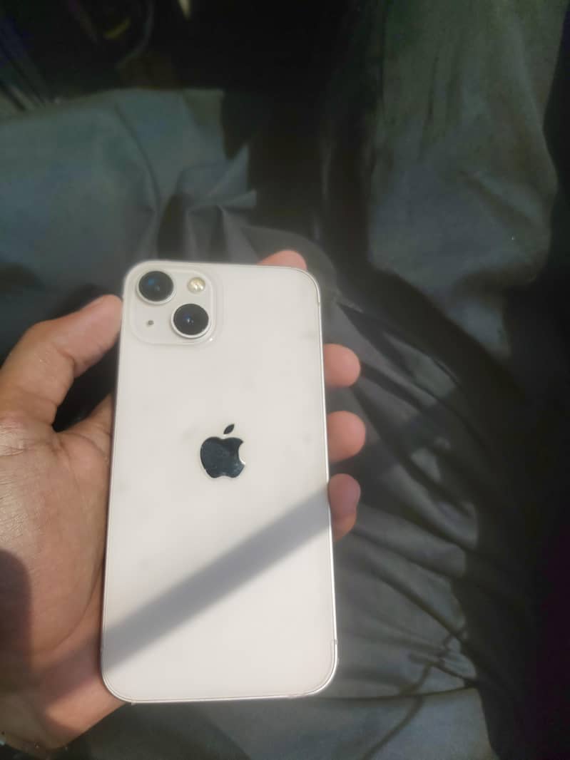 Apple iPhone 13 3