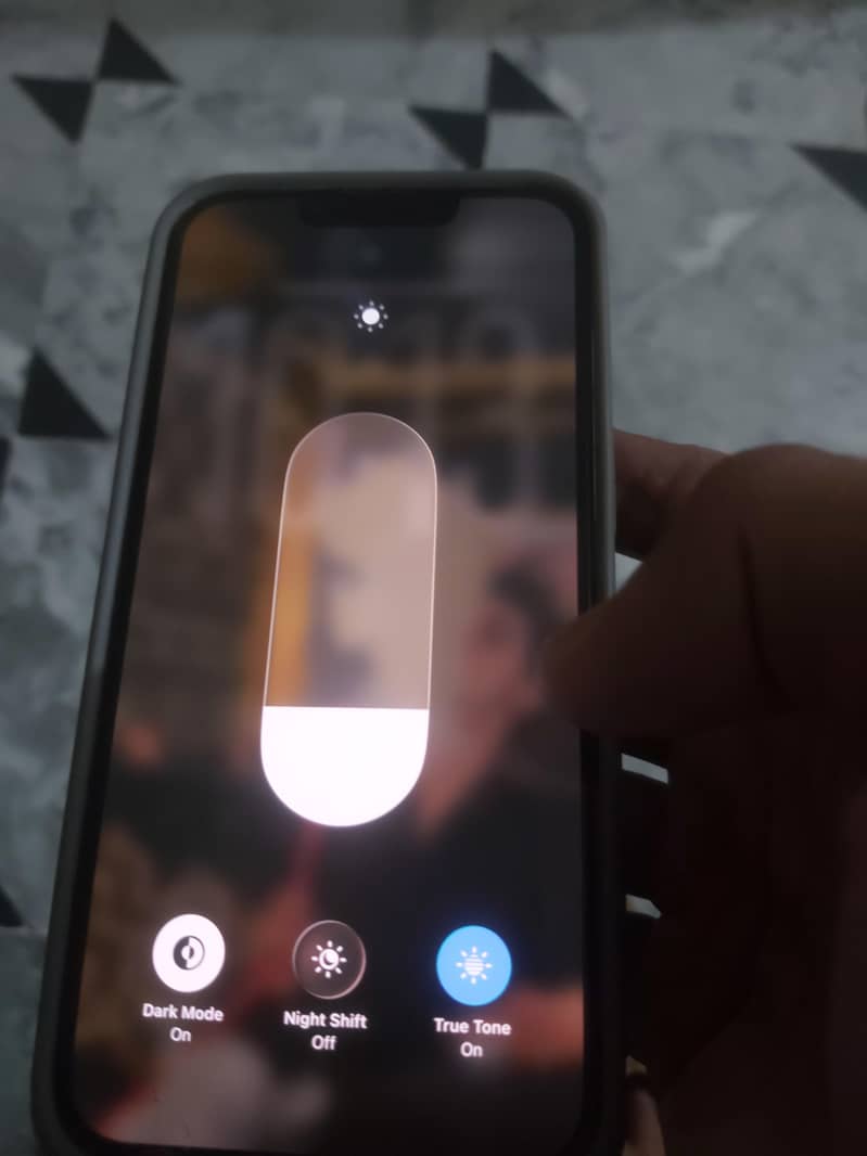Apple iPhone 13 4