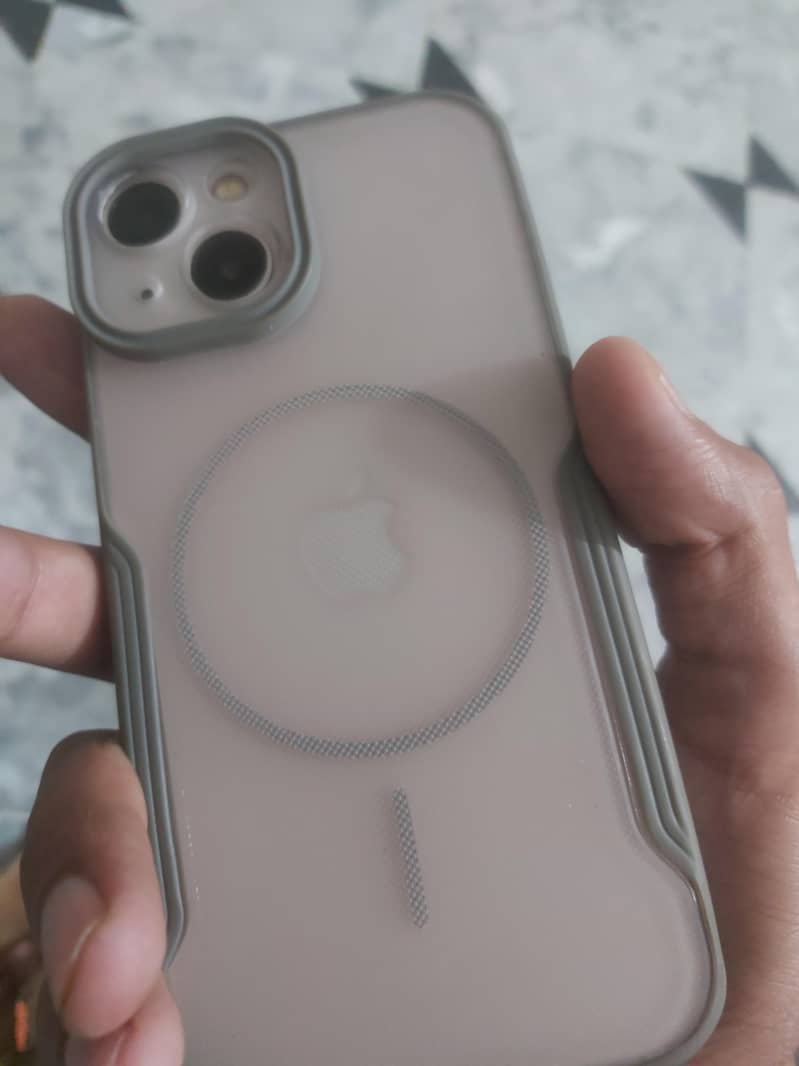 Apple iPhone 13 6