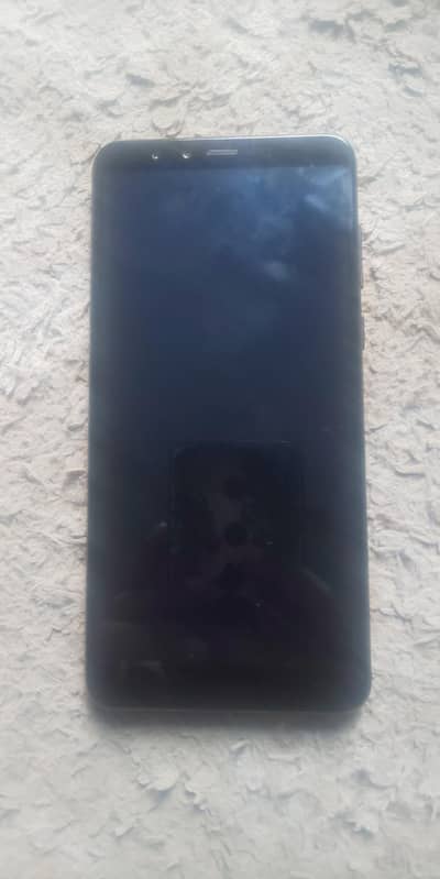 Huawei Y9 Non-pta hai ( patch 1k ka har ek shop se hojata hai iska)