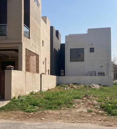 5 Marla Corner Plot for Sale in DHA 9 Town Block D Plot No. 67 | Ultra Low Plot Number | Maximum Frontage