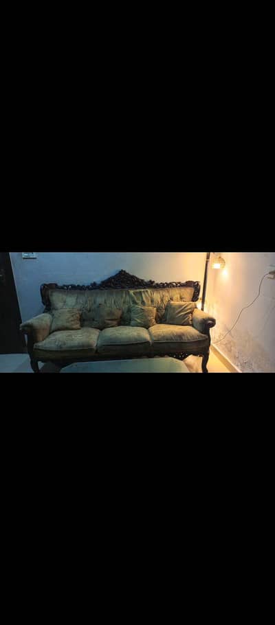 heavy curving chinoti sofa 5 seater with centre table