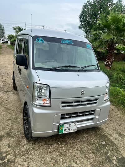 Suzuki Every 2011