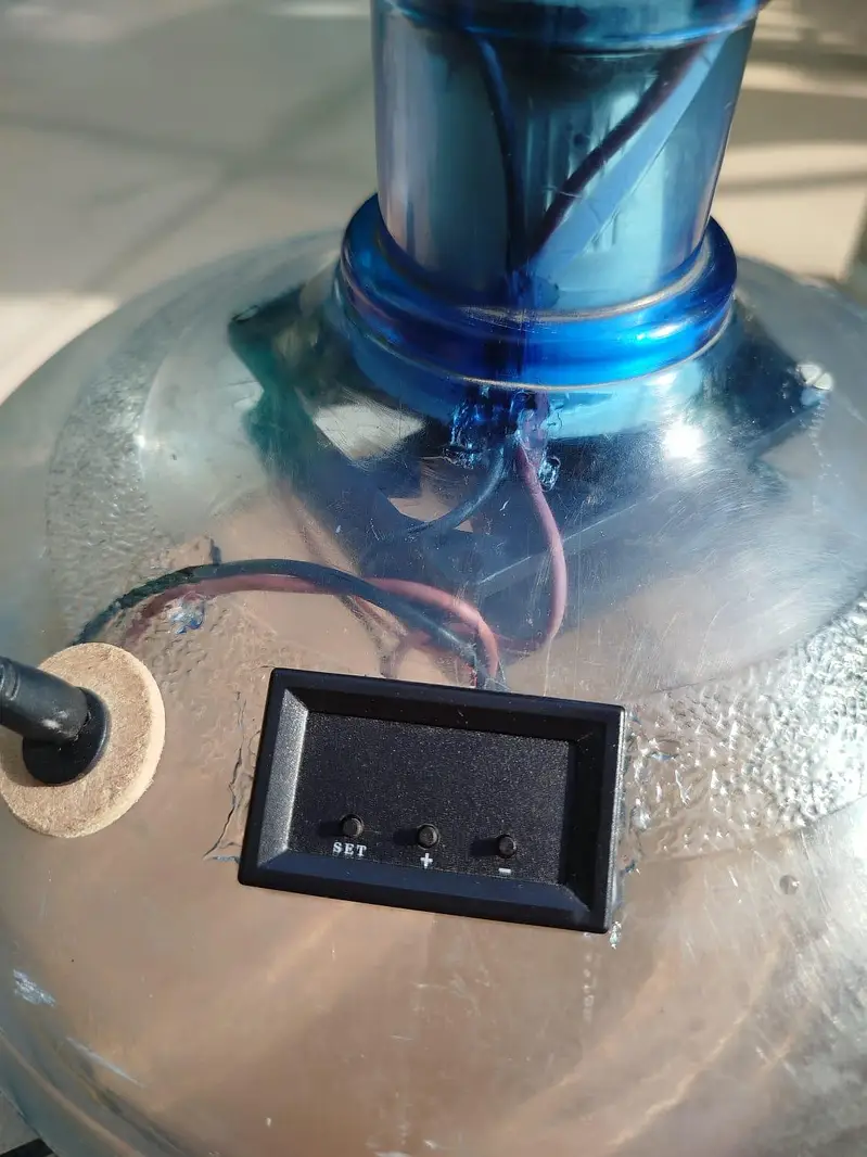 DIY Egg Incubator (20 Eggs Capacity) — photo 6