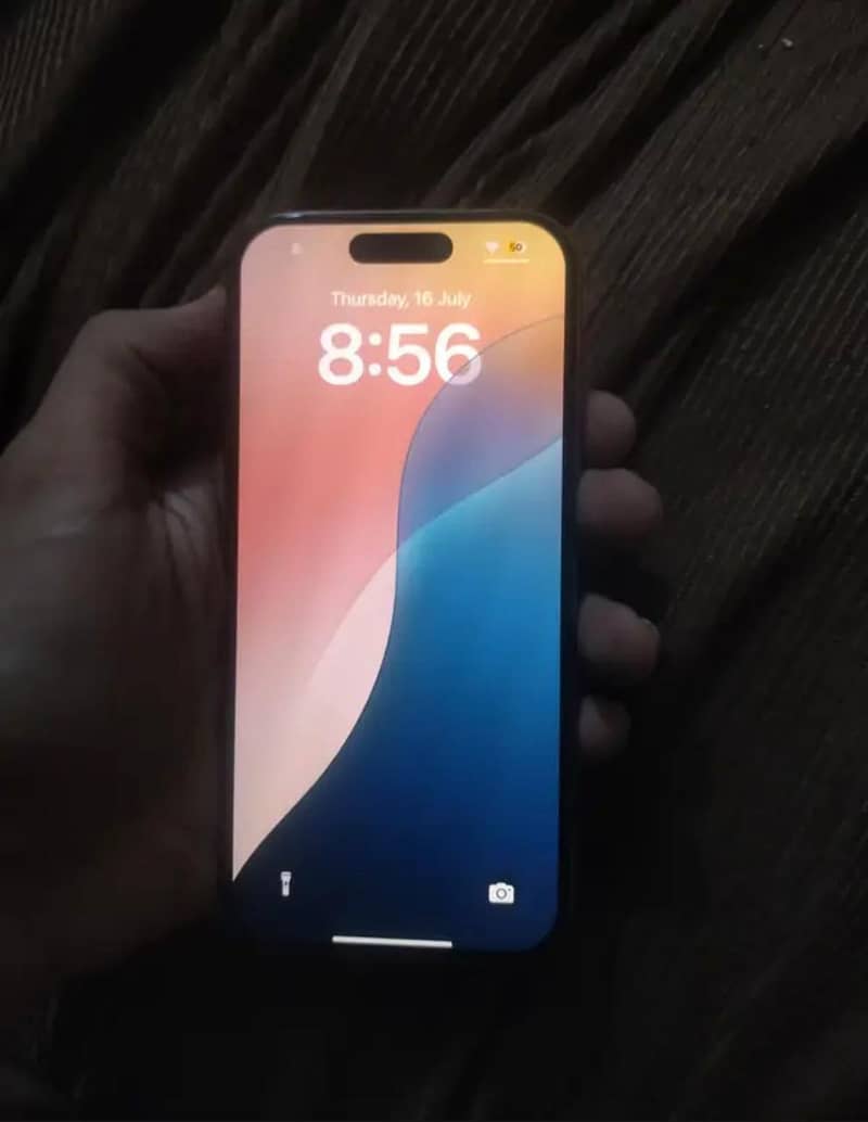 Apple iPhone 16 Pro Max 2
