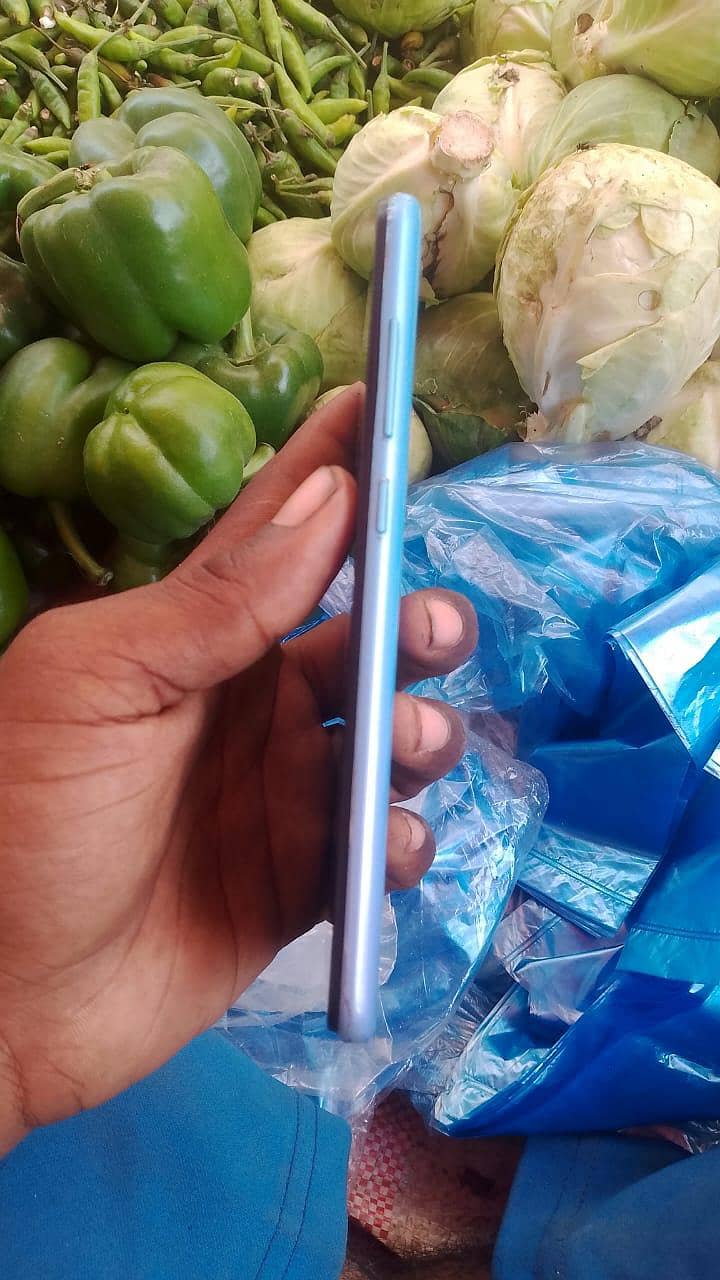 Xiaomi Redmi Note 9 3