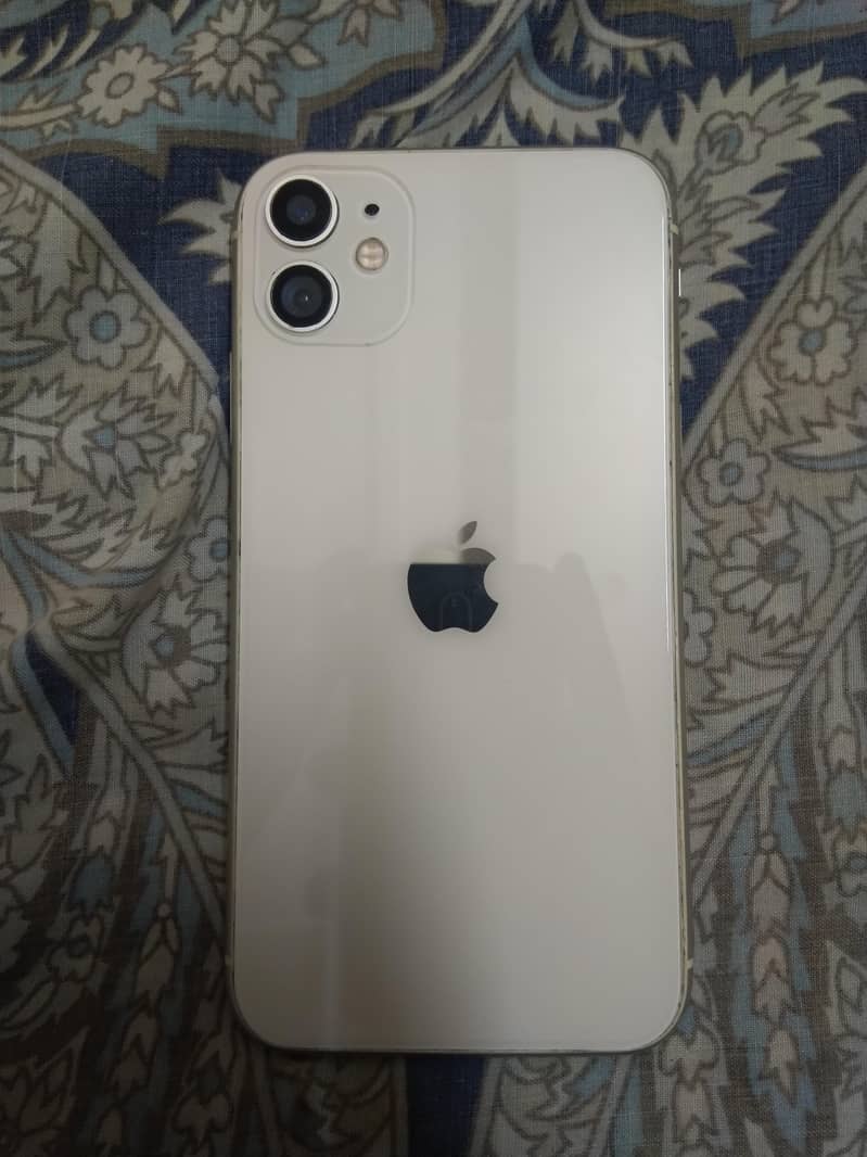Apple iPhone 11 0
