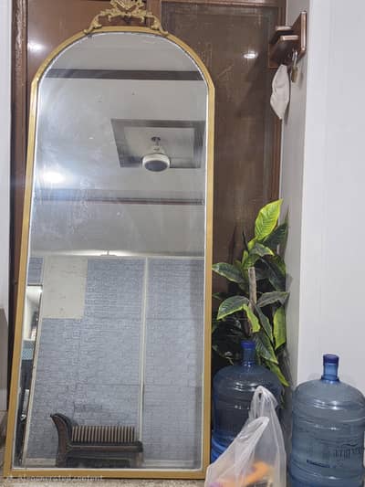 big mirror in sold structure