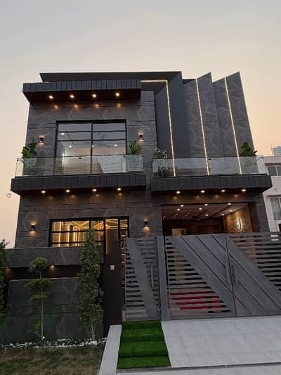 Brand New 5 Marla Luxury House For Sale In DHA | Elegant Design | Hot Location