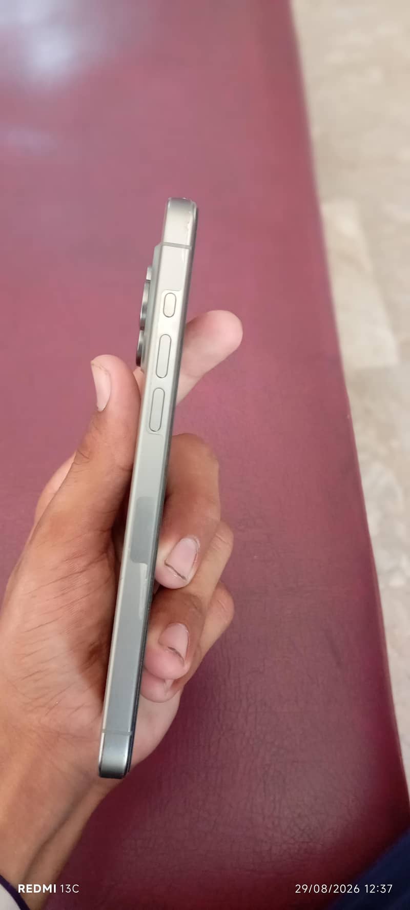 Apple iPhone 15 Pro Max 3