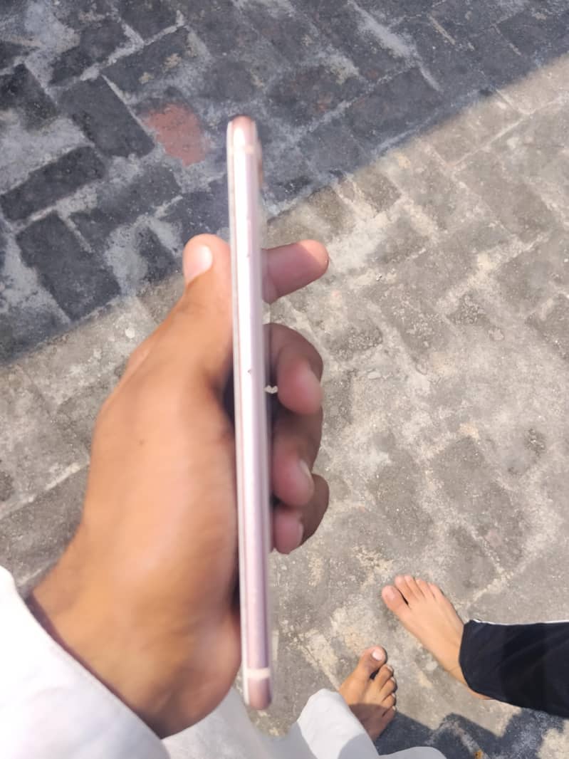 Apple iPhone 8 Plus 1