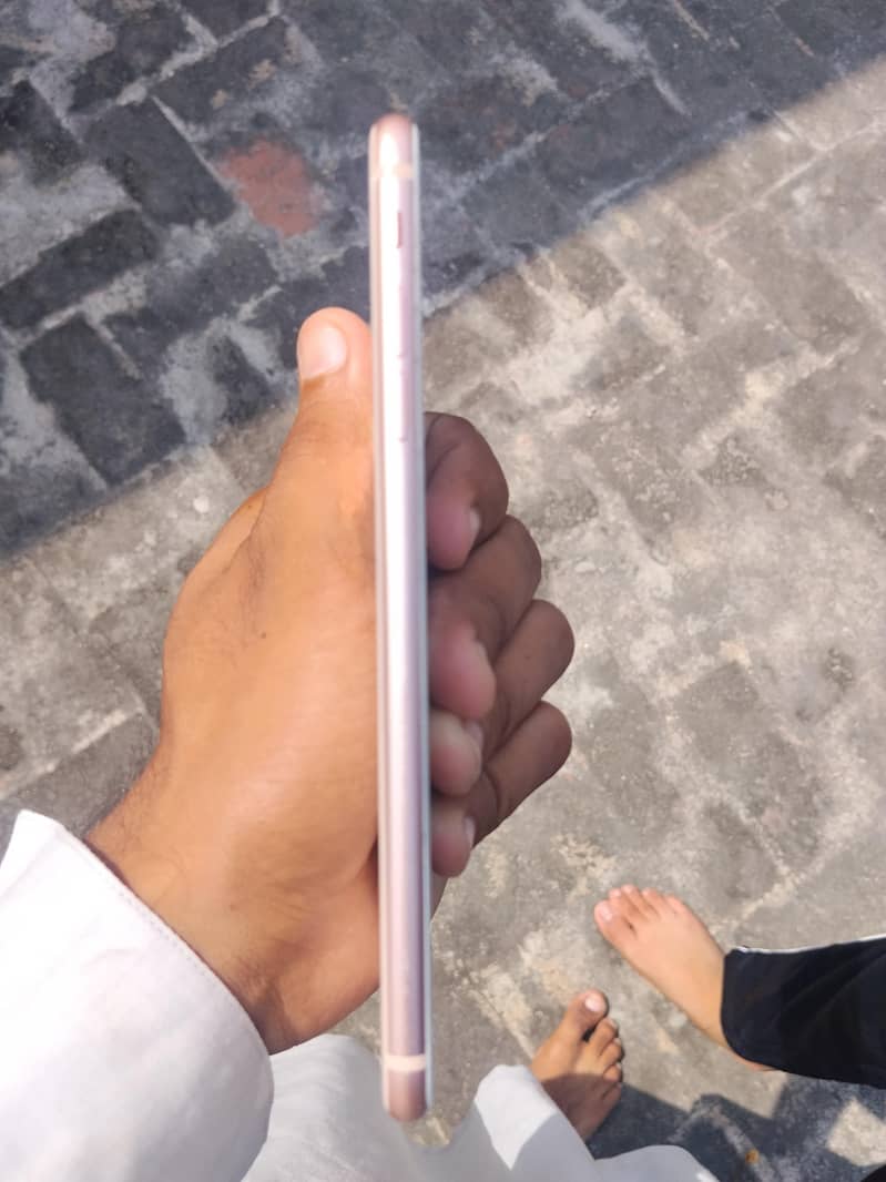 Apple iPhone 8 Plus 2