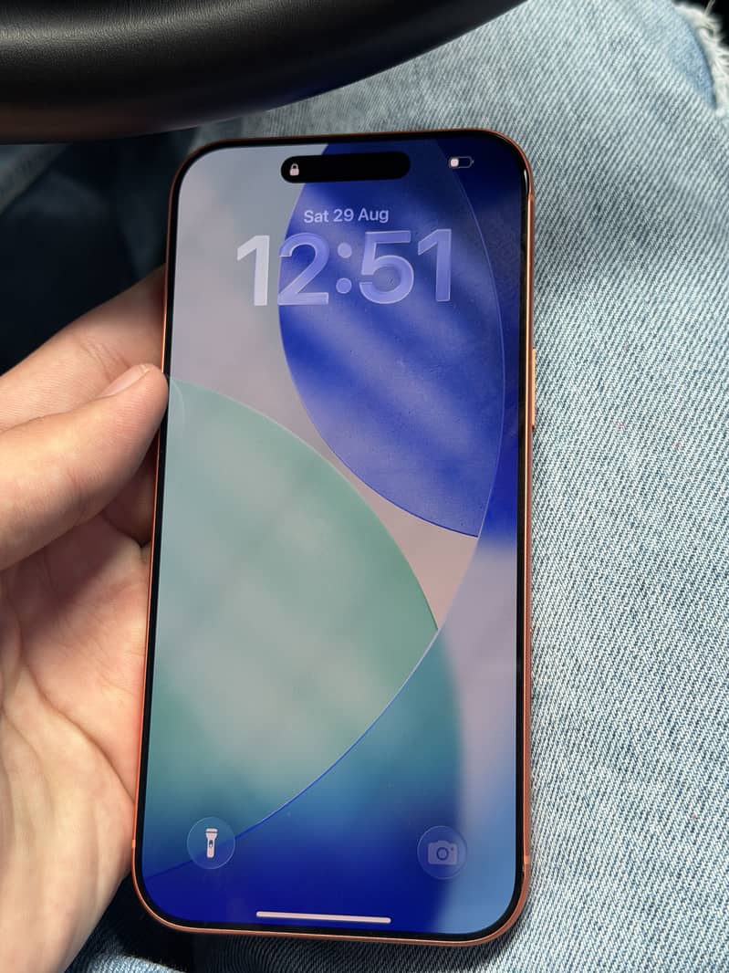 Apple iPhone 17 Pro Max 2