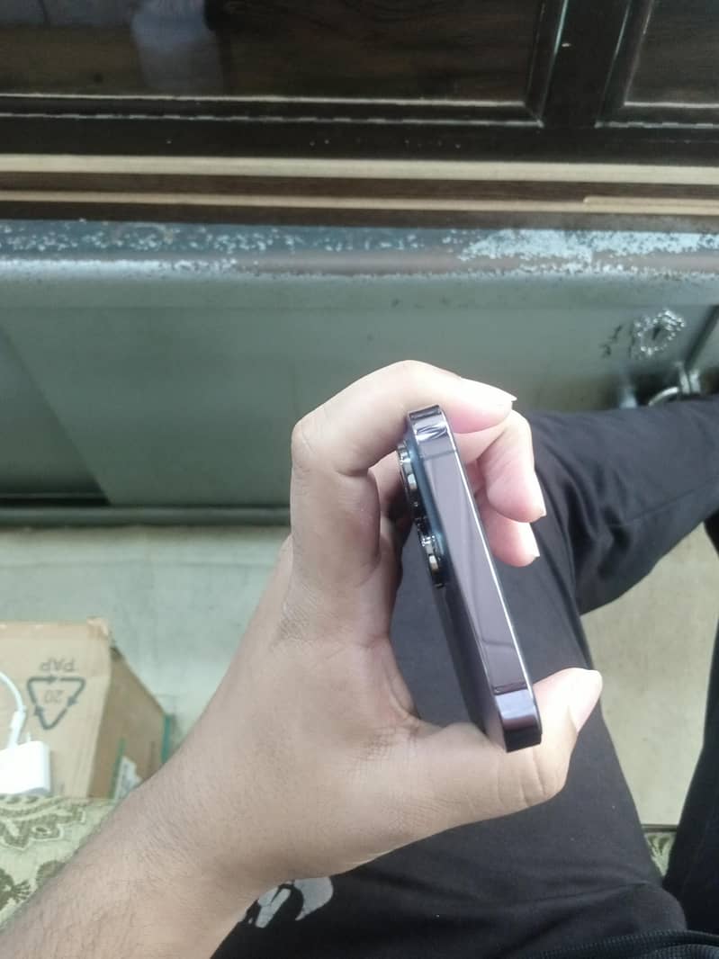 Apple iPhone 14 Pro Max 5