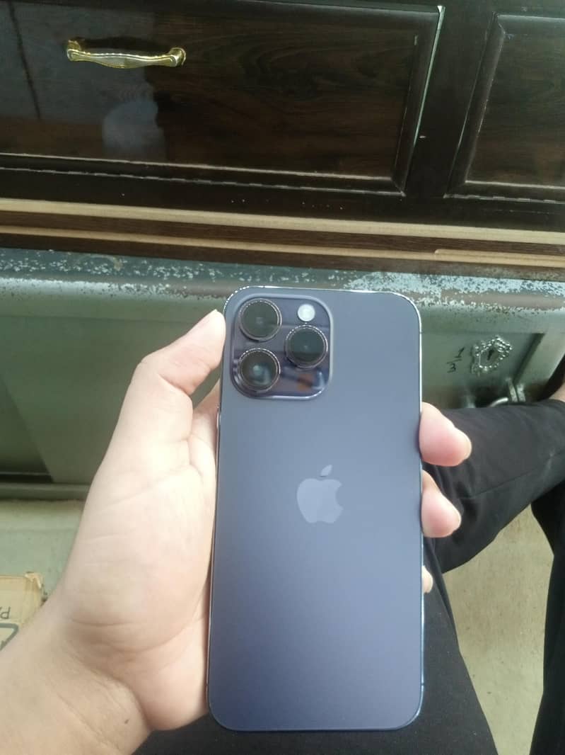 Apple iPhone 14 Pro Max 7
