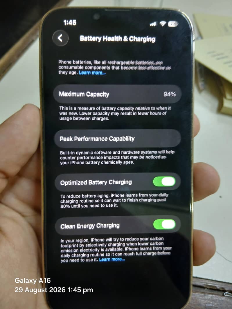 Apple iPhone 13 Pro 2