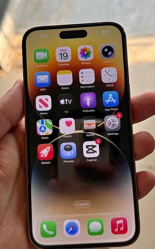 Apple iPhone 14 Pro Max 1