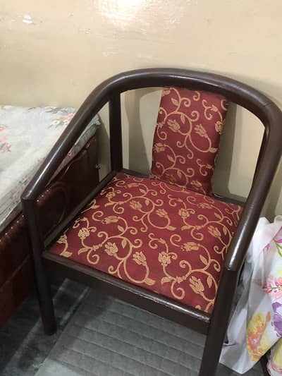 chair and tabel