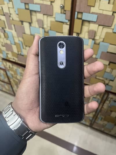 Motorola Droid Turbo 2