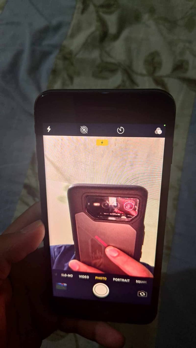 Apple iPhone 8 Plus 2