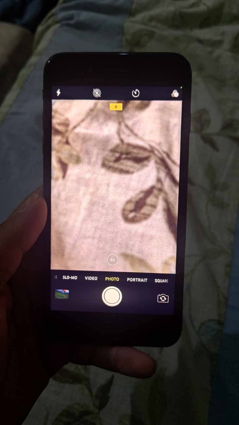 Apple iPhone 8 Plus 3