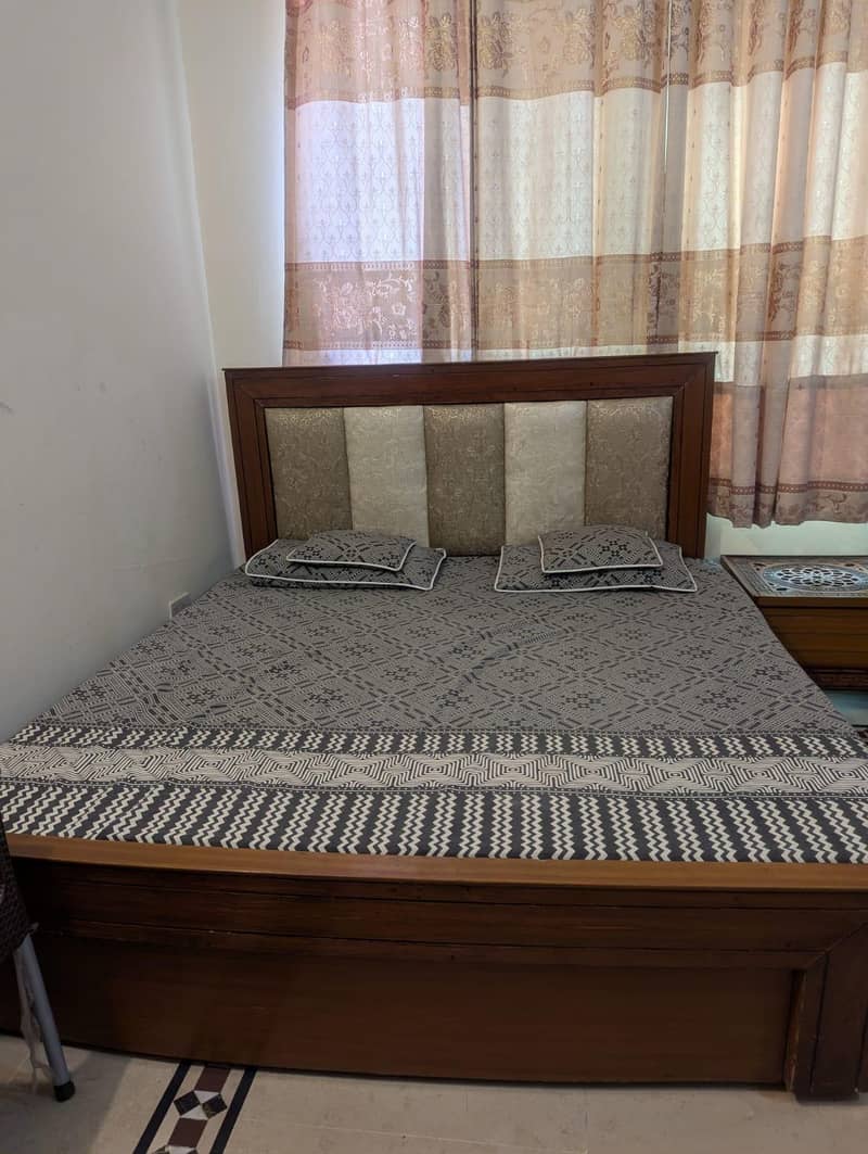 double bed 0