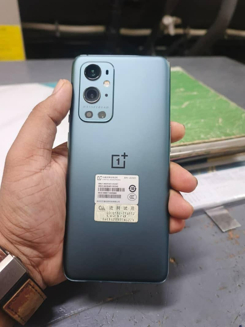 One Plus 9 Pro 5G 0