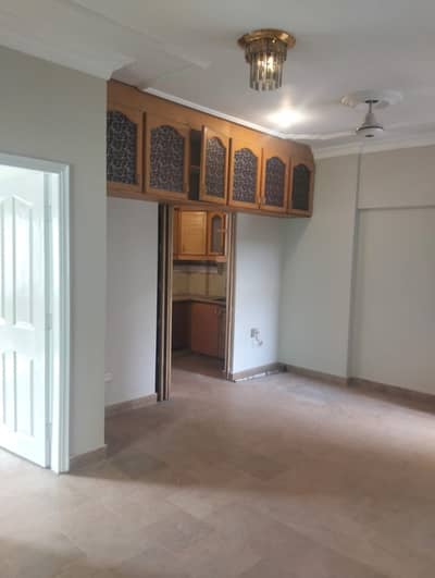 3 bed room west open corner