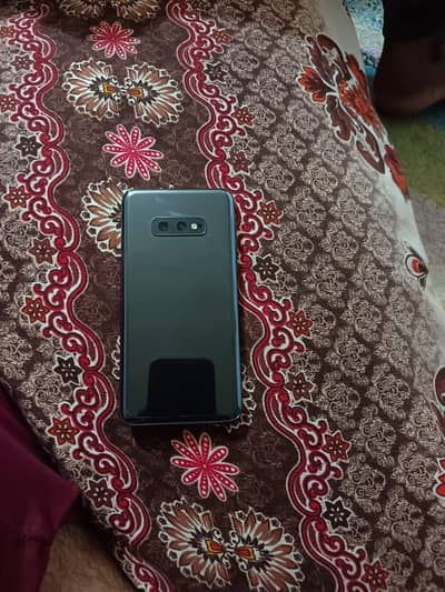 Samsung Mobile S10e