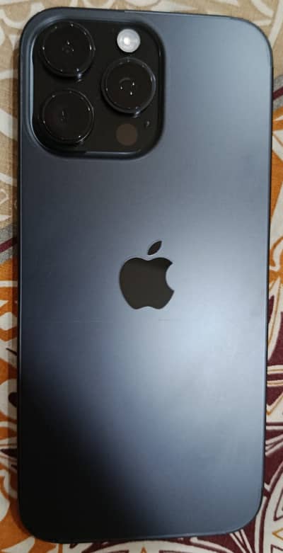 Apple iPhone 16 Pro Max