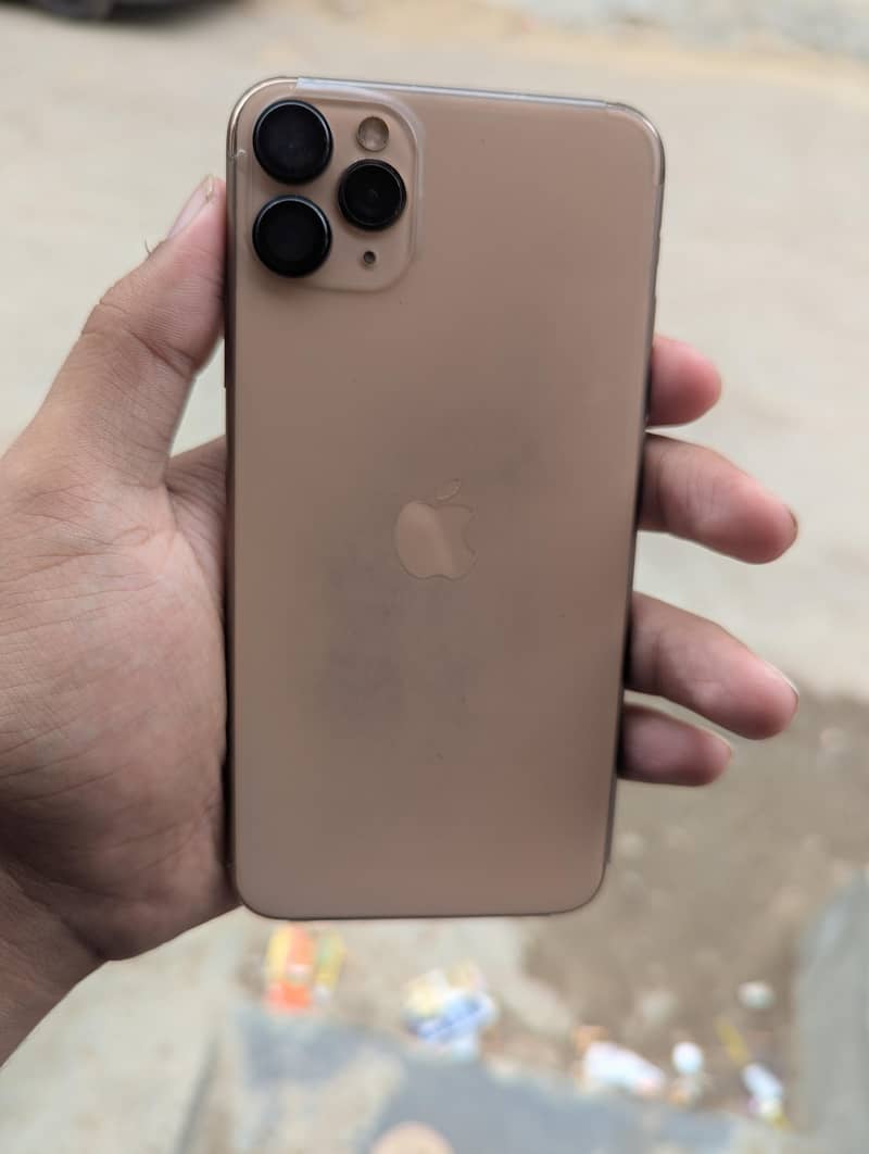 Apple iPhone 11 Pro Max 1